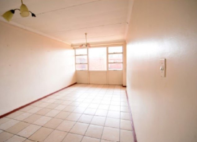 House in Vanderbijlpark, Gauteng, South Africa 5 - 17250632