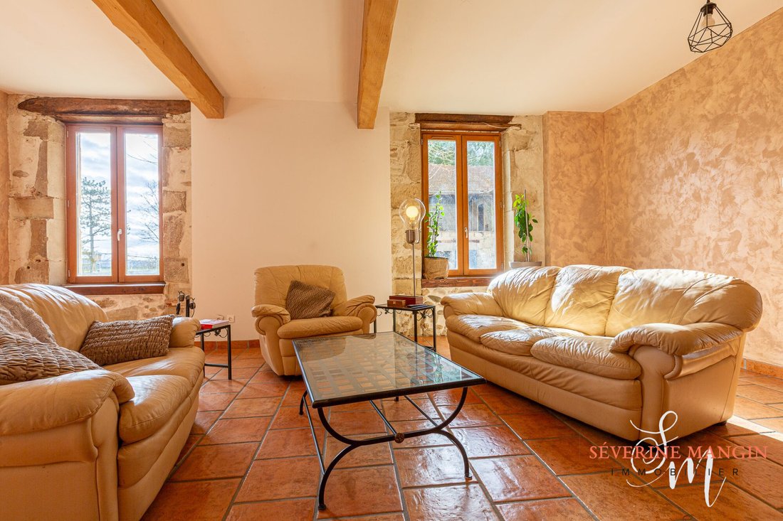 Farm Ranch in Saint-Paul-les-Romans, Auvergne-Rhône-Alpes, France 5 - 17256550