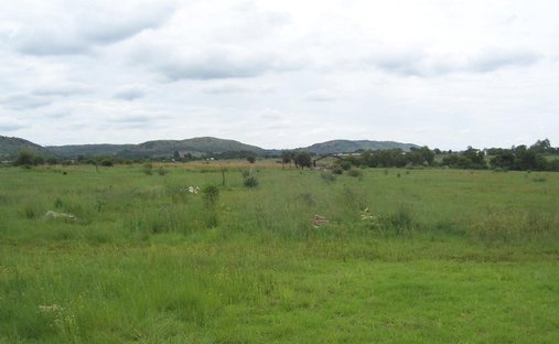 Land in Rant-En-Dal, Honingklip, Gauteng 1