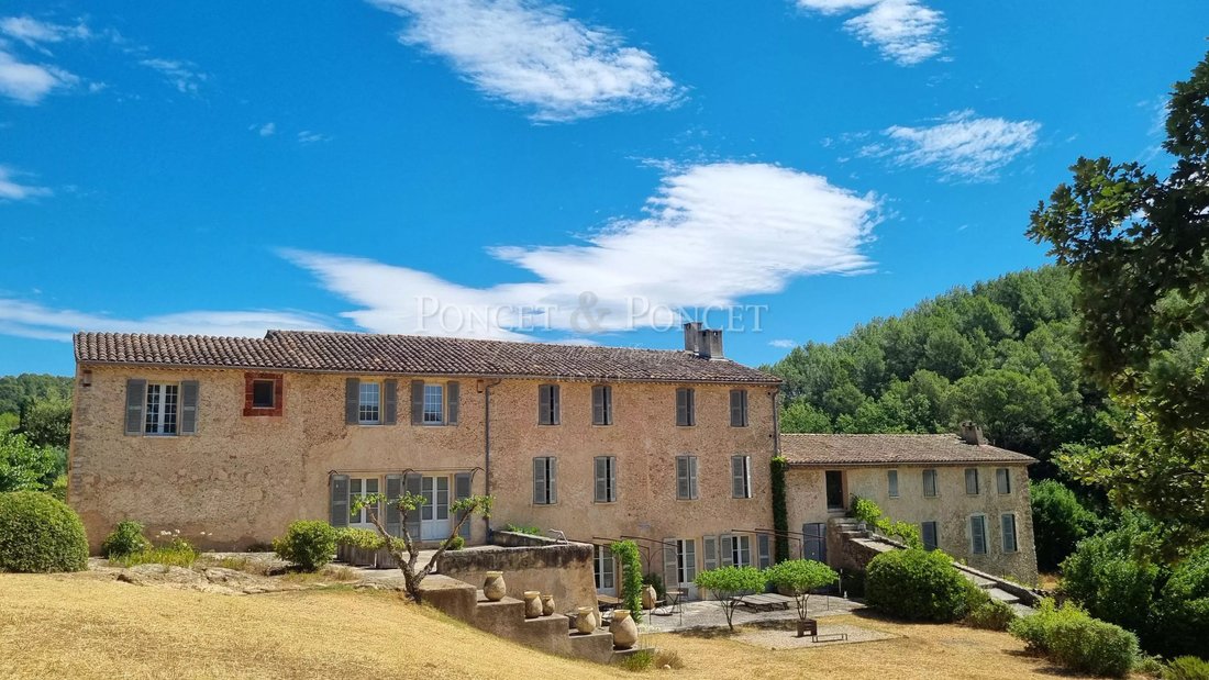 Farm Ranch in Entrecasteaux, Provence-Alpes-Côte d'Azur, France 5 - 17253942
