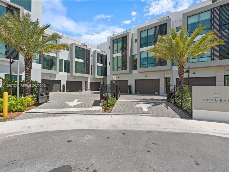Townhouse in Golden Beach, Florida, United States 2 - 17254861