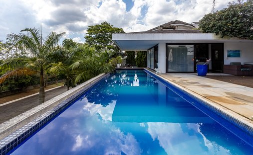 Condo in Santana de Parnaíba, State of São Paulo, Brazil 1