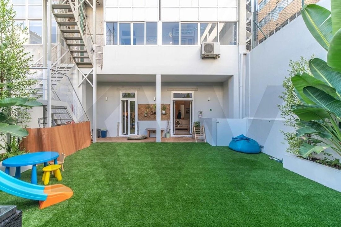 Apartment in Avenidas Novas, Lisbon, Portugal 2 - 17251297