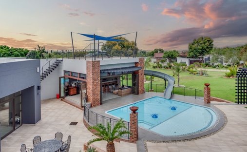 House in Roodepoort, Gauteng, South Africa 1