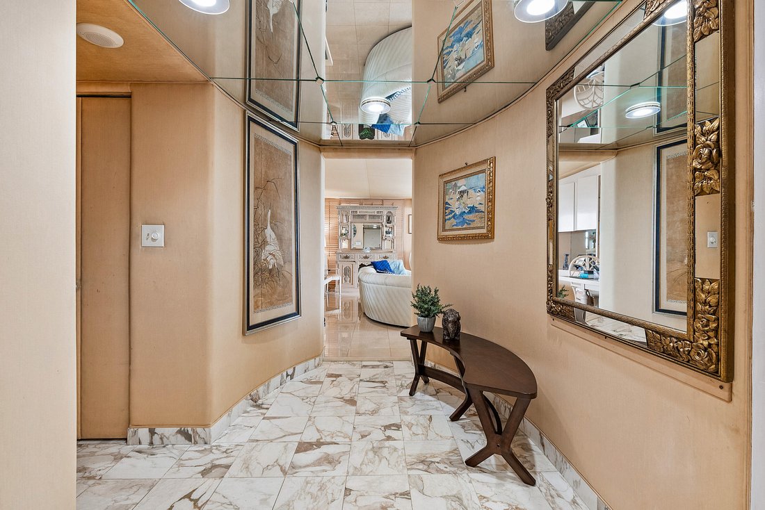 Condo in Hollywood, Florida, United States 5 - 17176490