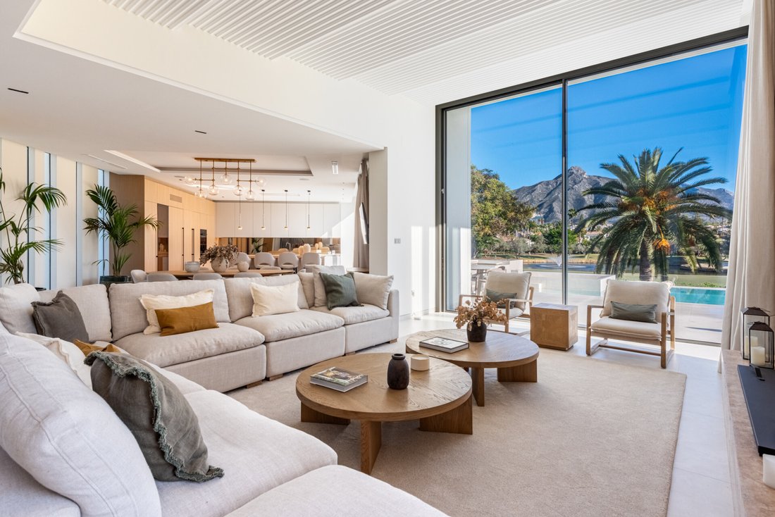 Villa à Nueva Andalucia, Marbella, Espagne 3 - 17254022