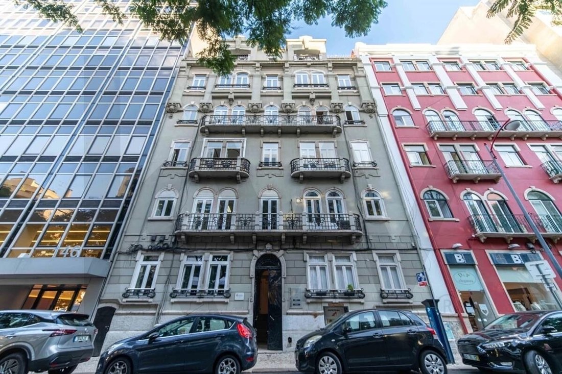 Apartment in Avenidas Novas, Lisbon, Portugal 1 - 17251297