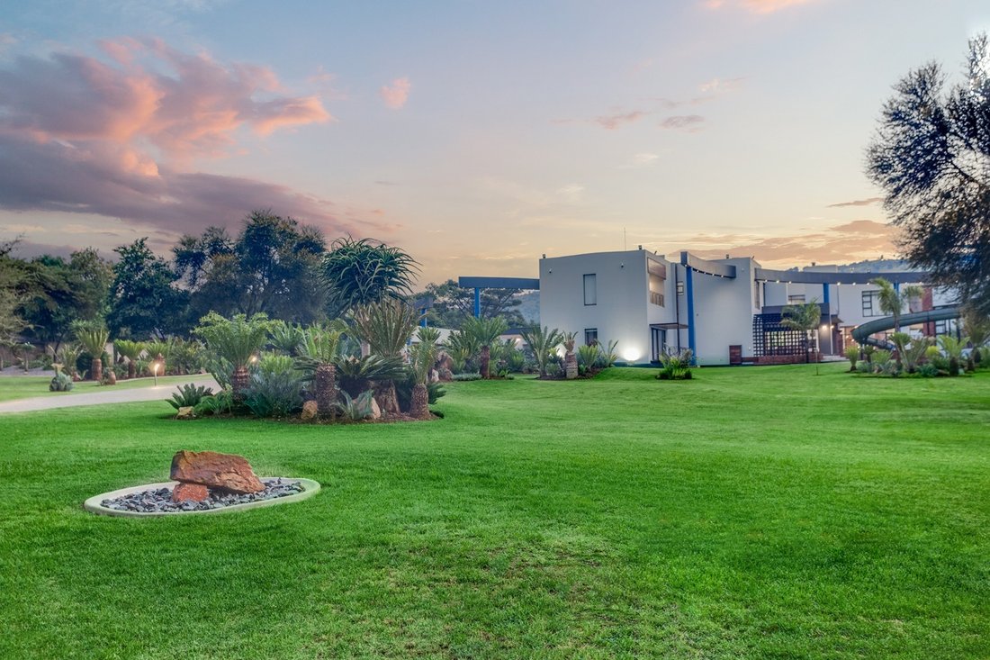 House in Ruimsig, Gauteng, South Africa 1 - 17251749