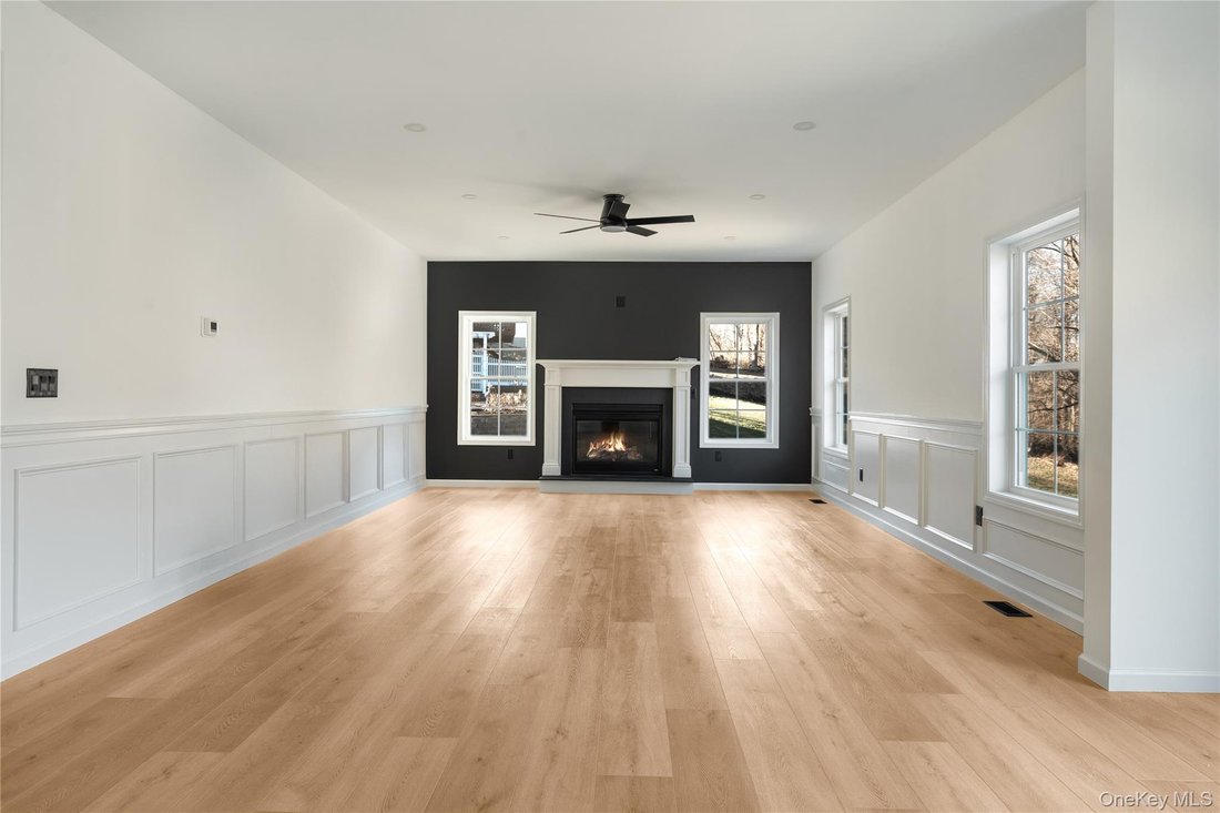 House in Lagrangeville, New York, United States 4 - 17249057