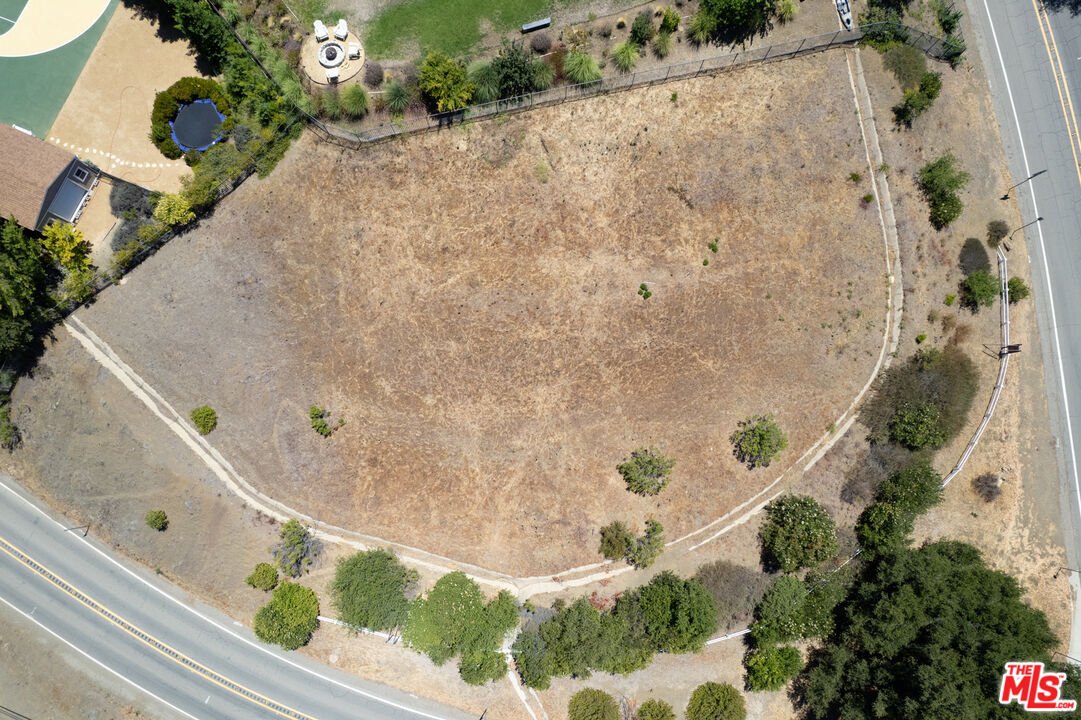 Land in Malibu, California, United States 5 - 17254920