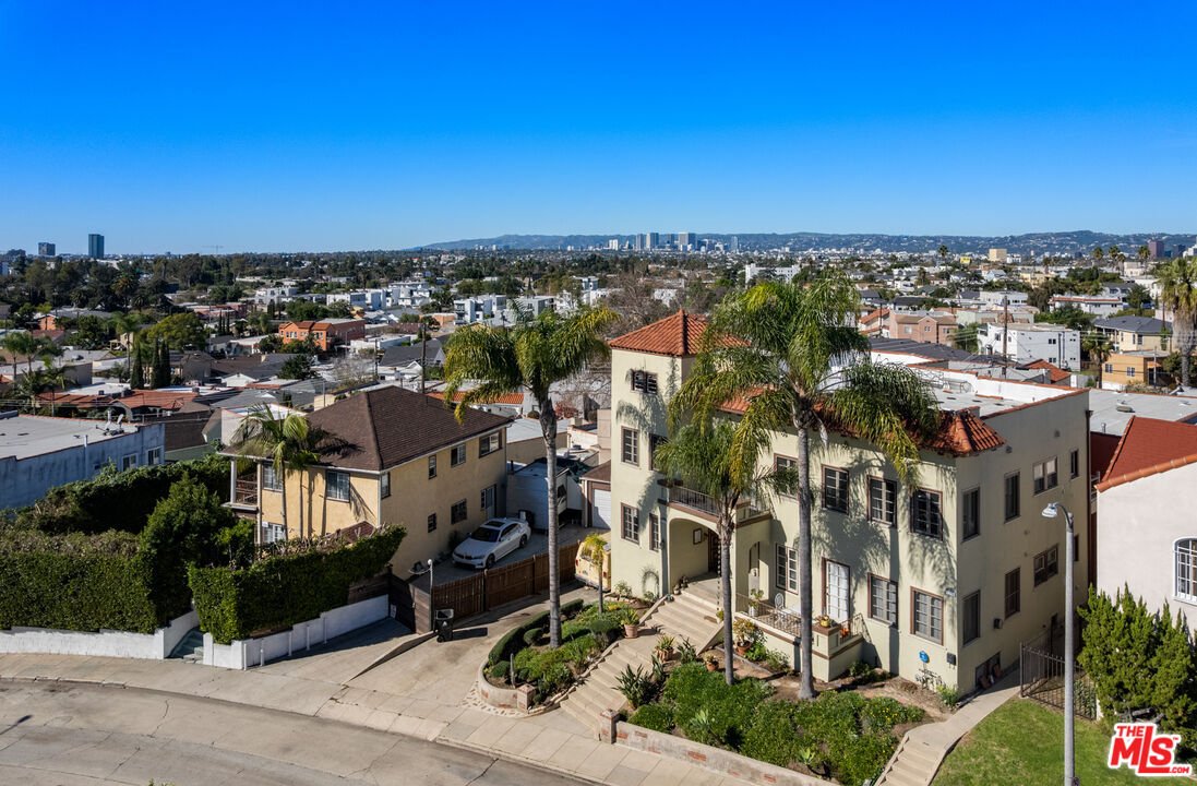 Los Angeles, California, United States 4 - 17254889