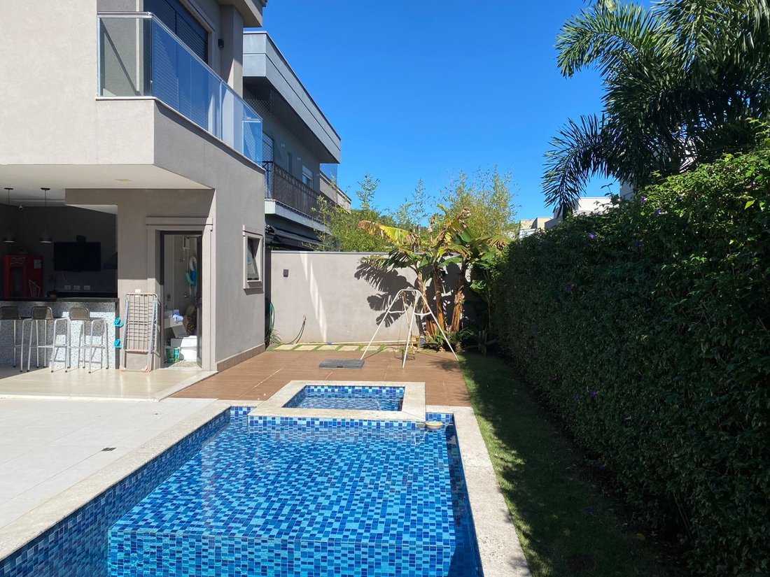 Condo in Santana de Parnaíba, State of São Paulo, Brazil 1 - 17252111