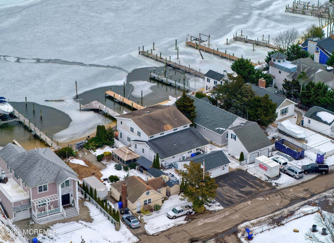 House in Brick Township, New Jersey, United States 5 - 17247640