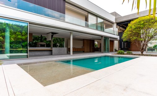 Condo in Santana de Parnaíba, State of São Paulo, Brazil 1