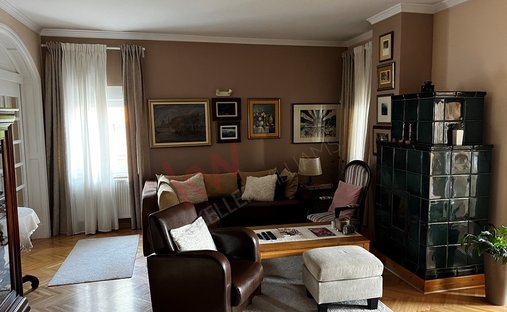 Maison à Meljak, Serbie 1
