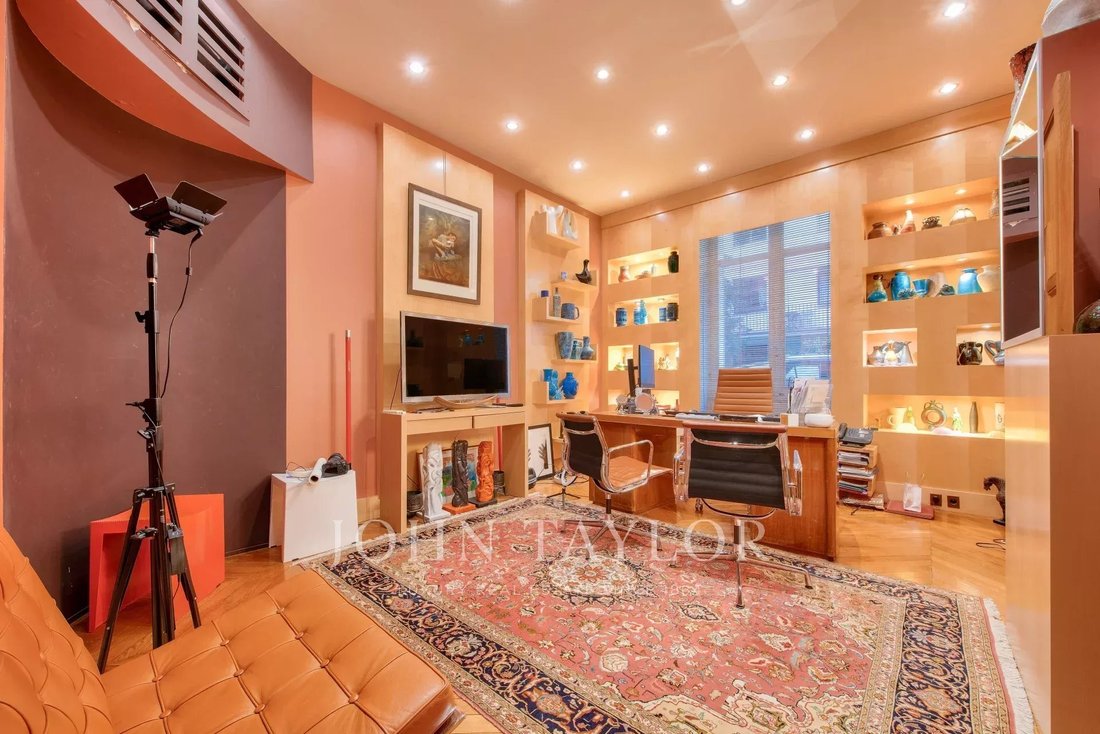 Apartment in Porte Dauphine, Paris 16e Arrondissement, Paris 5 - 17248135