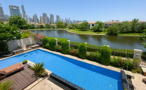 Villa en Jumeirah Park, Dubái, Emiratos Árabes Unidos 1
