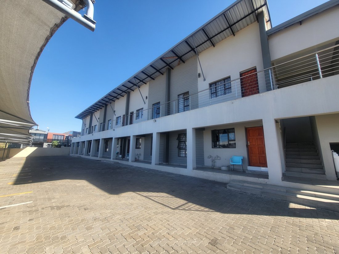 Appartamento a Burgersfort, Provincia del Limpopo, Sudafrica 1 - 17252417