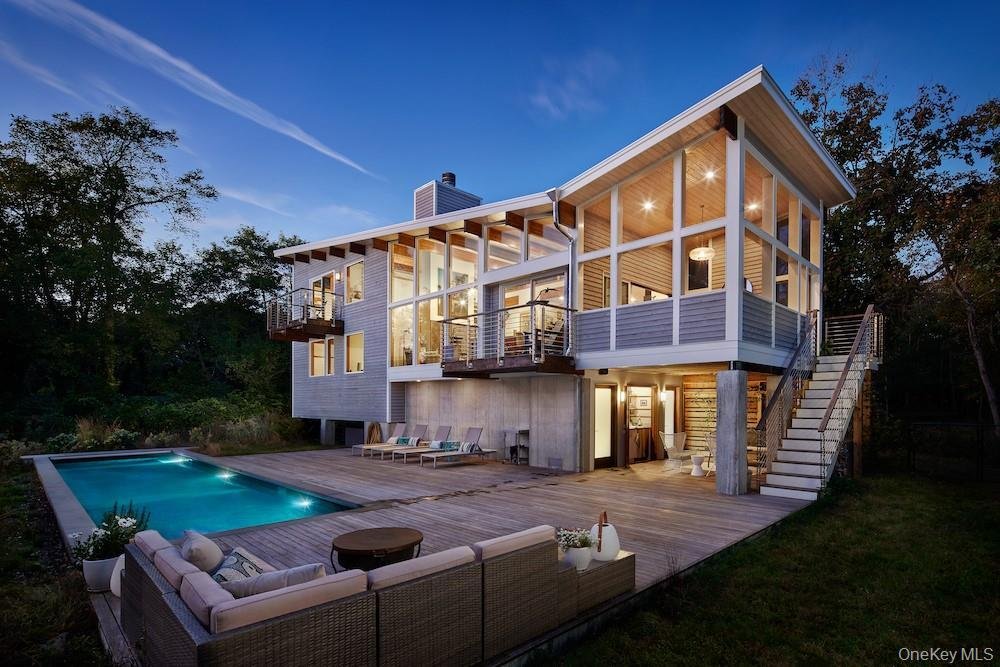 House in Center Moriches, New York, United States 1 - 17256823