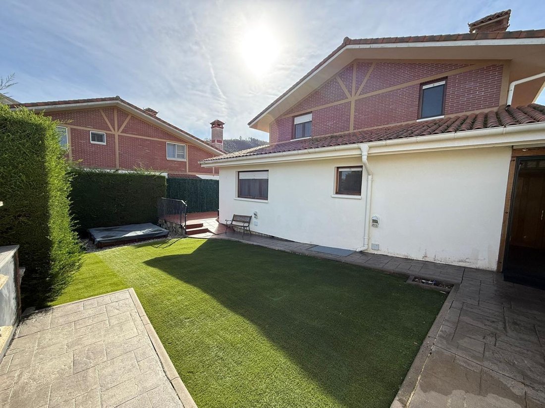 Villa in Castro-Urdiales, Cantabria, Spain 5 - 17253742