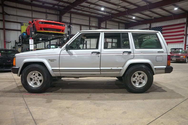 Suv in Grand Rapids, United States 4 - 17256968