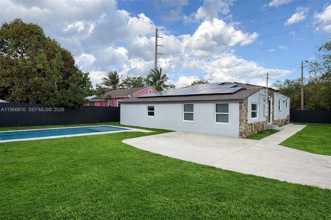 House in Miami, Florida, United States 2 - 17254853
