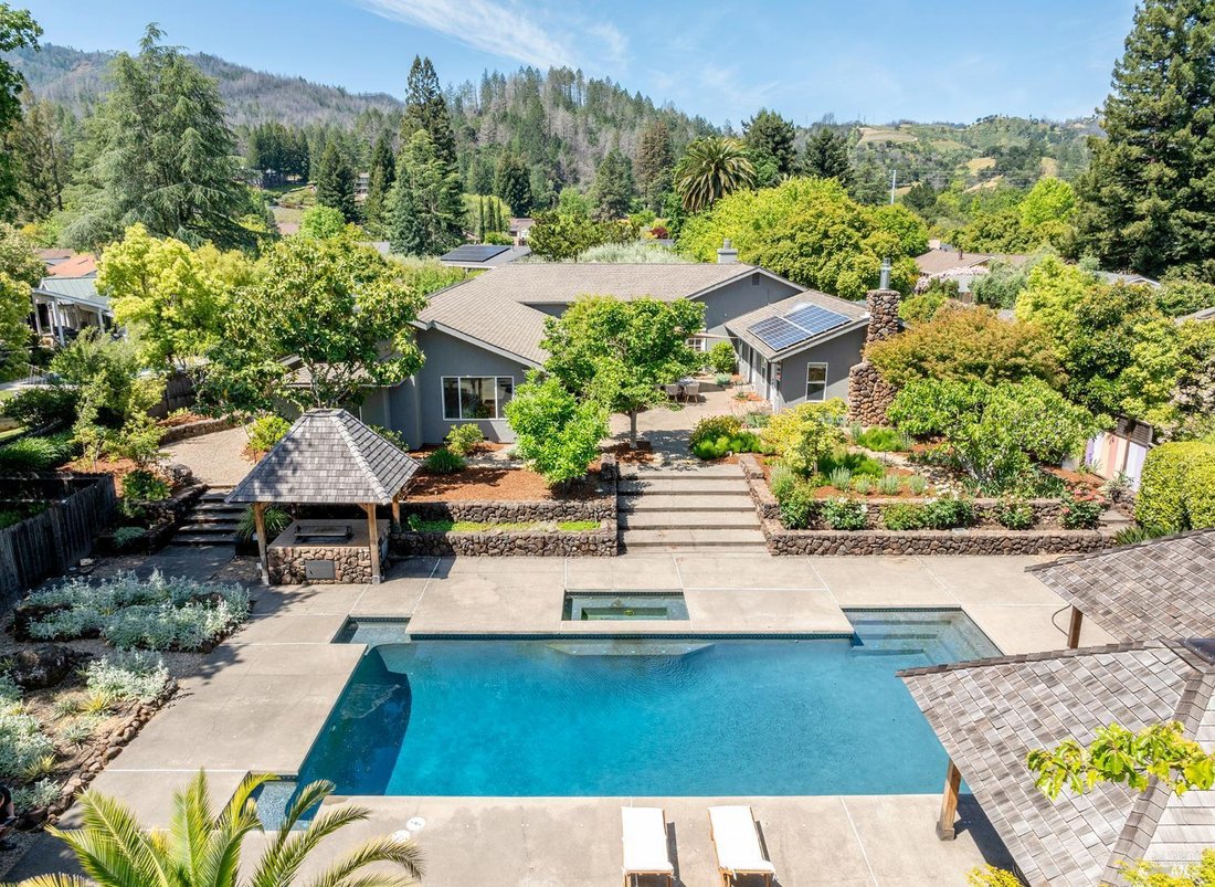 House in St. Helena, California, United States 1 - 17254972