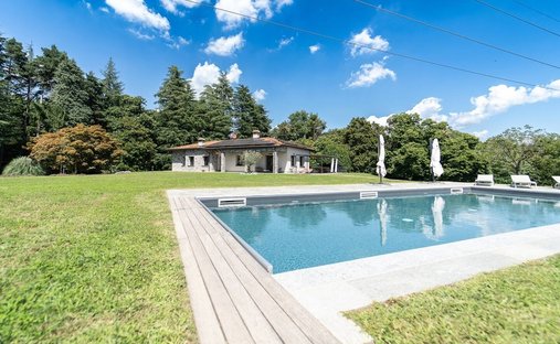 Villa a Montano Lucino, Lombardia, Italia 1