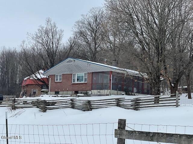 Single Family Residence In Troy In Troy New York United States For 1100xxs