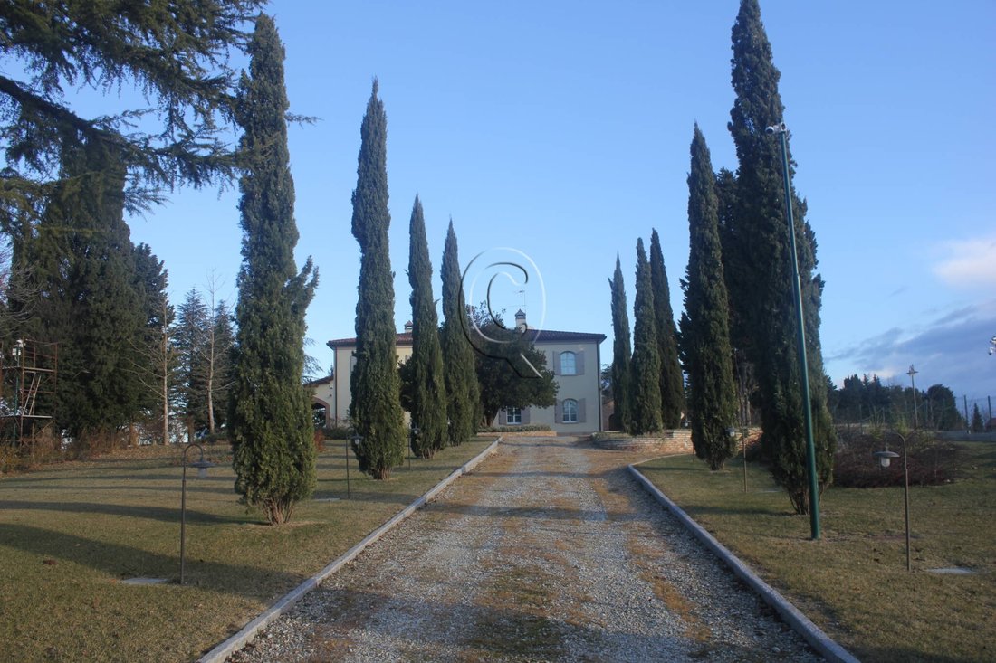 Villa in Fiorenzuola, Cesena, Emilia-Romagna 3 - 17254298