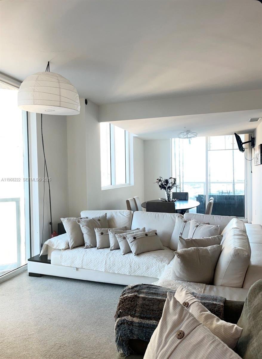 Condo in Miami, Florida, United States 5 - 17257025