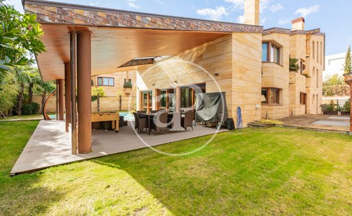 Villa in Moncloa-Aravaca, Madrid, Spain 1