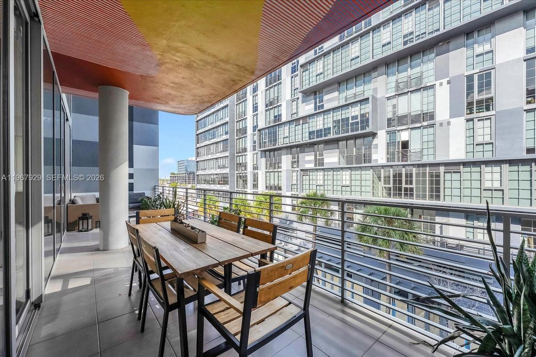 Condo in Miami, Florida, United States 2 - 17254859