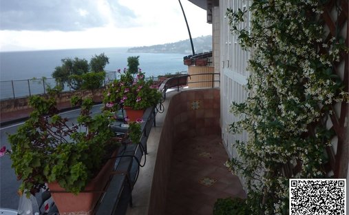 Appartamento a Chiaia, Napoli, Campania 1