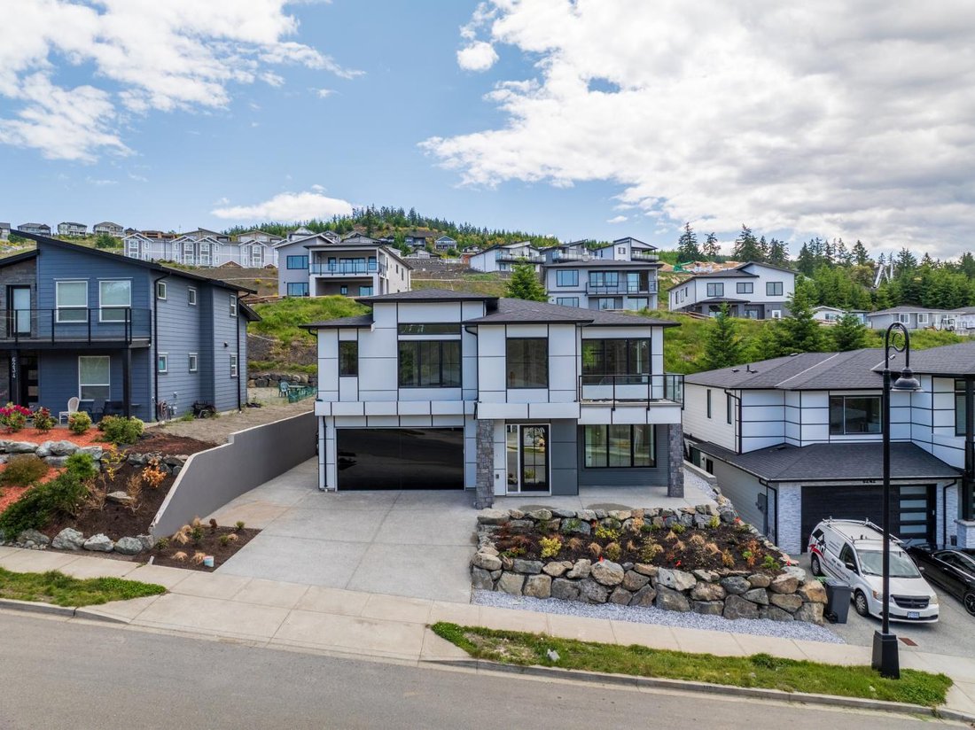 House in Duncan, British Columbia, Canada 2 - 17257885