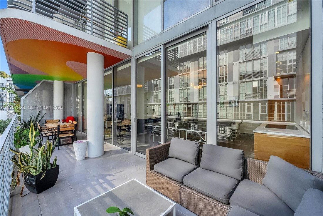 Condo in Miami, Florida, United States 1 - 17254859