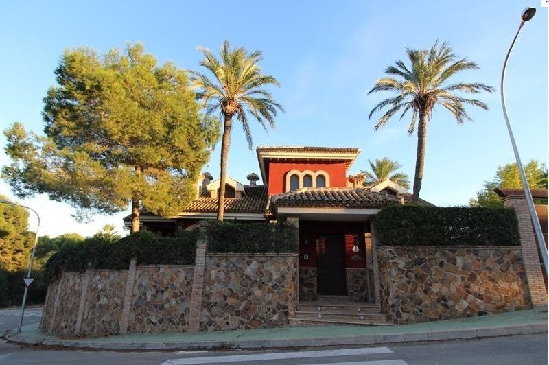 Villa in Dehesa de Campoamor, Orihuela, Valencian Community 4 - 17255752