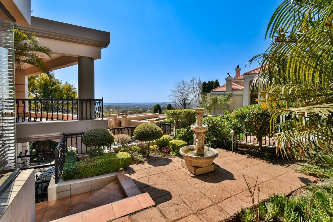 House in Waterkloof, Gauteng, South Africa 4 - 17256197