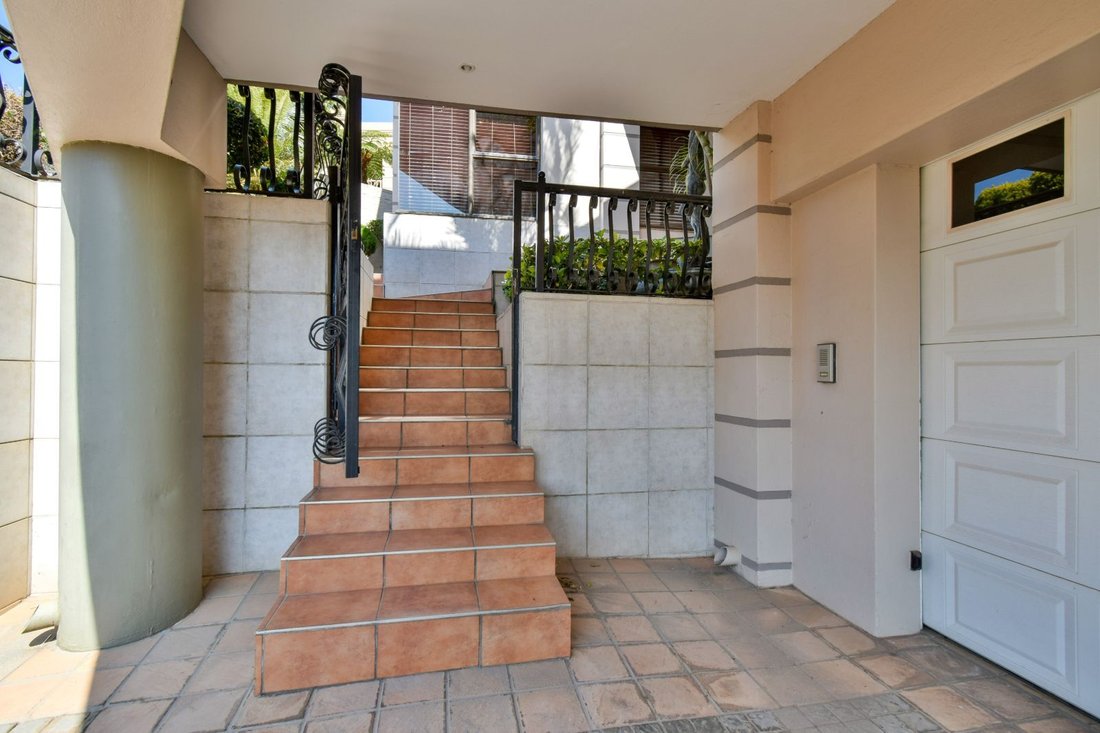 House in Waterkloof, Gauteng, South Africa 5 - 17256197