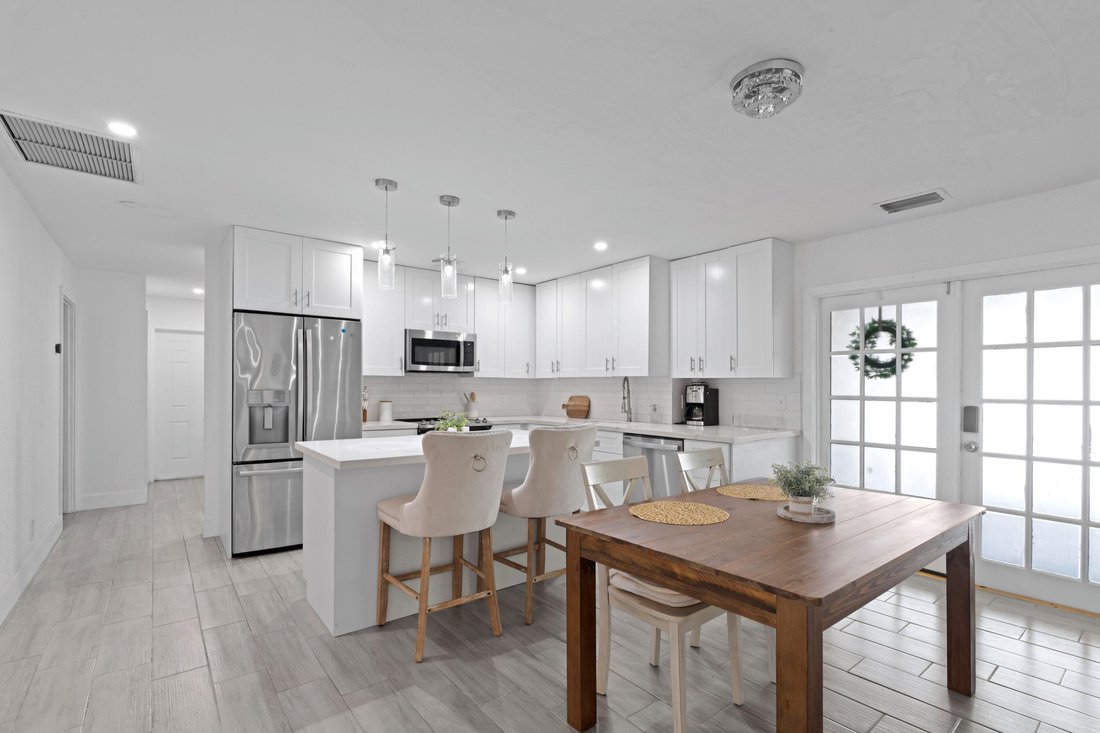 Delray Beach, Florida, United States 5 - 16634404