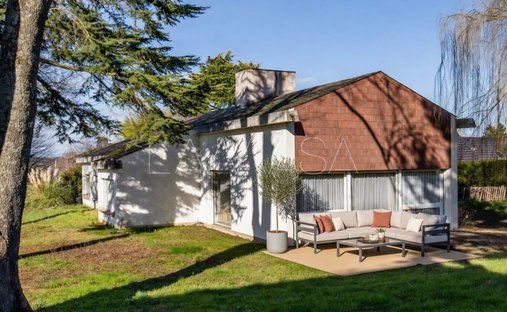 House in Lagny-sur-Marne, Ile-de-France, France 1