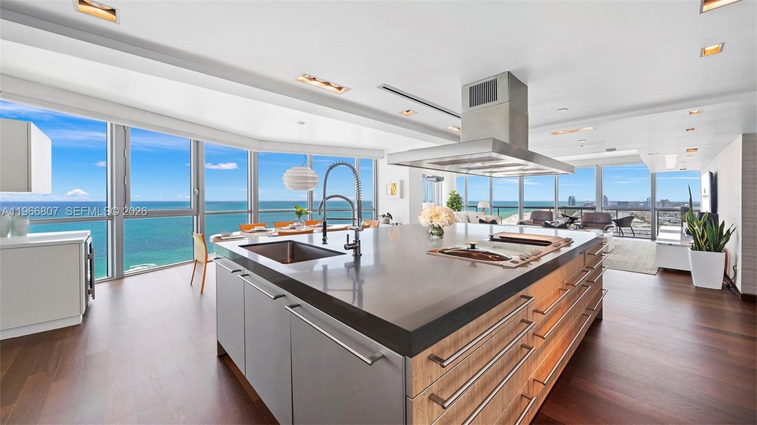 Condo in Miami Beach, Florida, United States 1 - 17255039