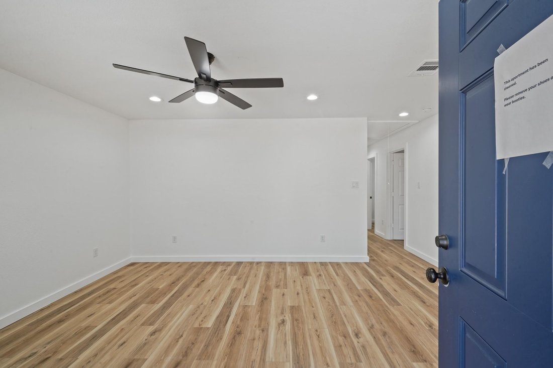 Houston, Texas, United States 3 - 17255066