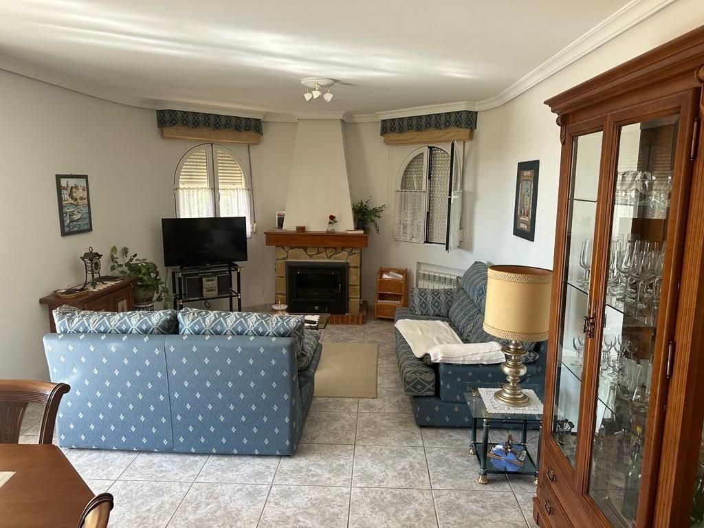 Chalet in Calp / Calpe, Valencian Community, Spain 3 - 17254416