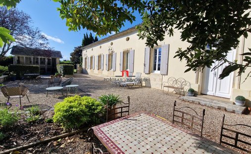 House in Bayon-sur-Gironde, Nouvelle-Aquitaine, France 1