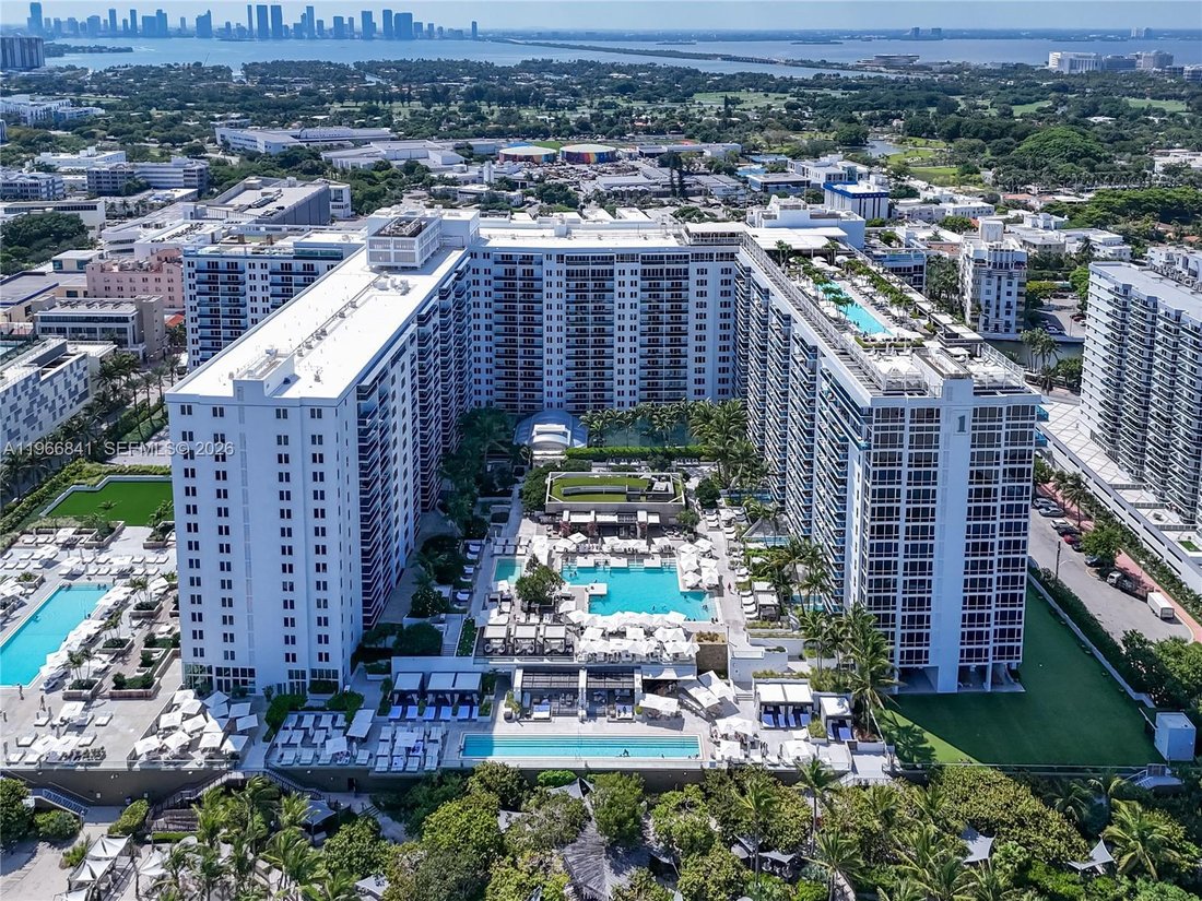 Condo in Miami Beach, Florida, United States 1 - 17254985