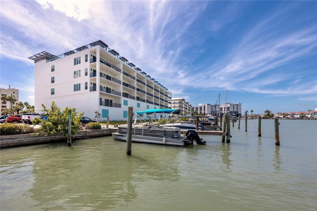Condo in Madeira Beach, Florida, United States 4 - 17257837