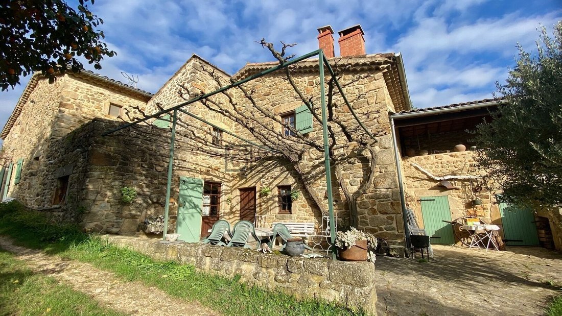 House in Charmes-sur-Rhone, Auvergne-Rhône-Alpes, France 4 - 17255246