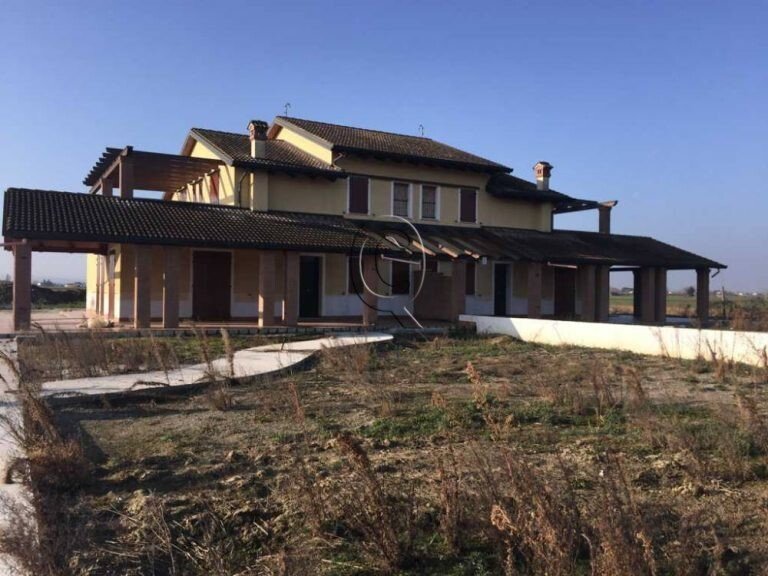 Villa in Center, Cesena, Emilia-Romagna 4 - 17254260