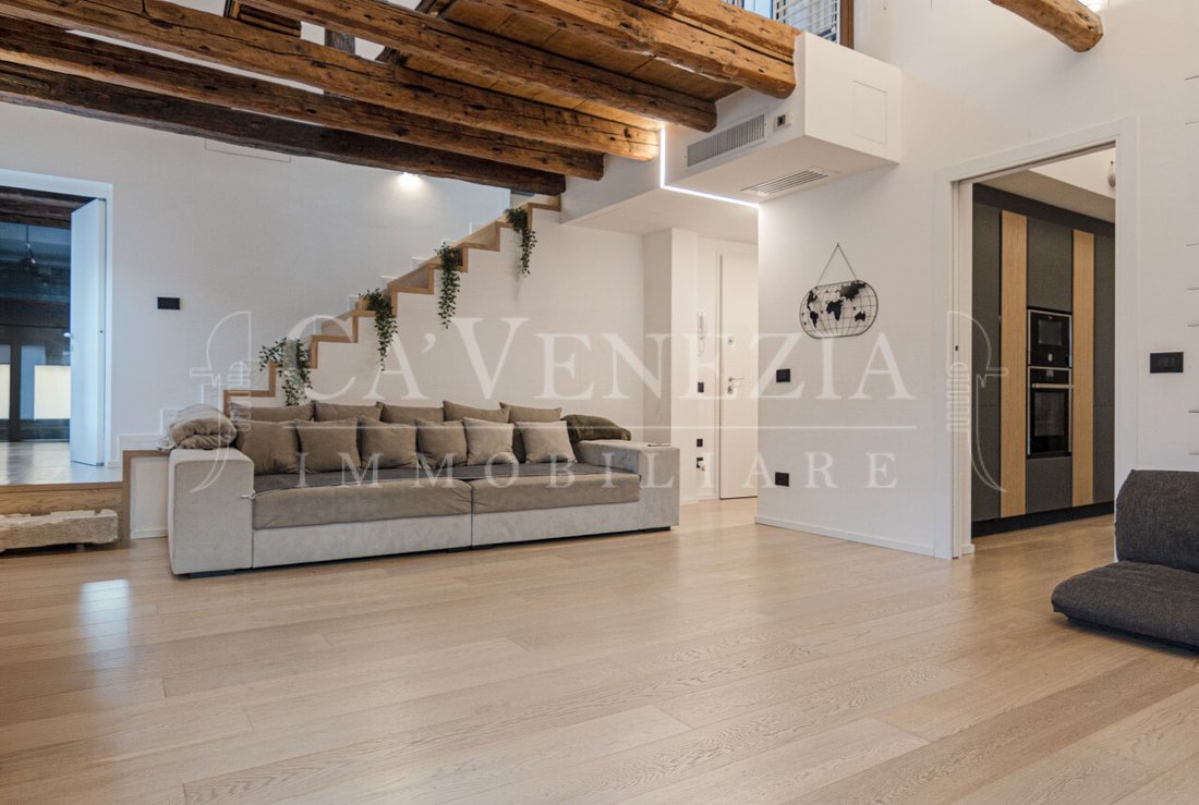 Apartment in Saint Paul, Venice, Italy 3 - 17255972